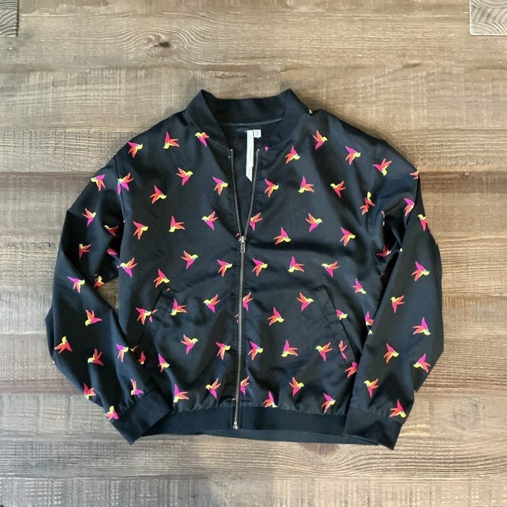 Bellatrix Colorful Hummingbird Print Black Bomber Jacket Zip Up - Picture 1 of 5